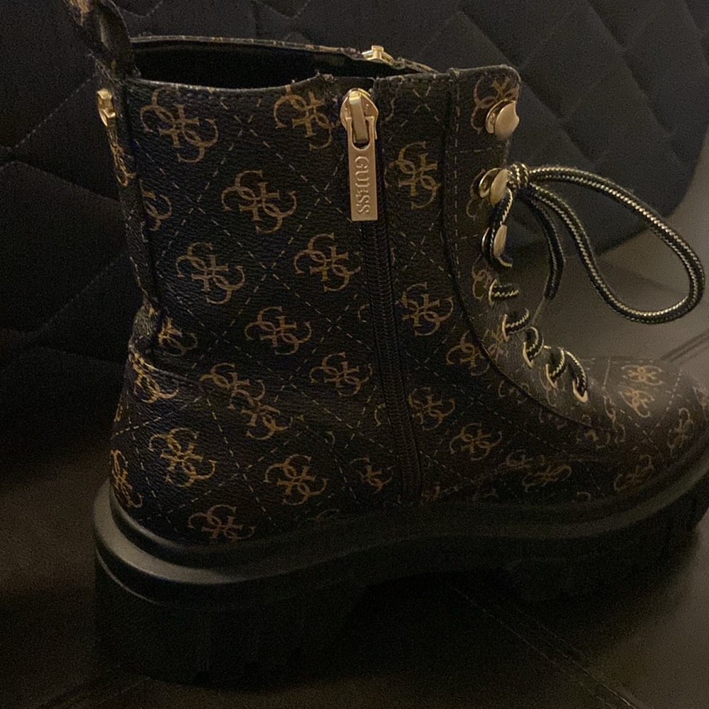 GUESS COMBAT BOOTS - Picture 6 of 7